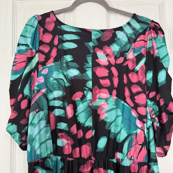 Torrid Women's Butterfly Print V-Neck With Side Pockets Dress Size 3 - Picture 14 of 16